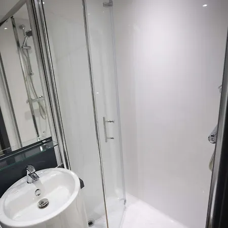 For Students Only - Tribeka In Appartement